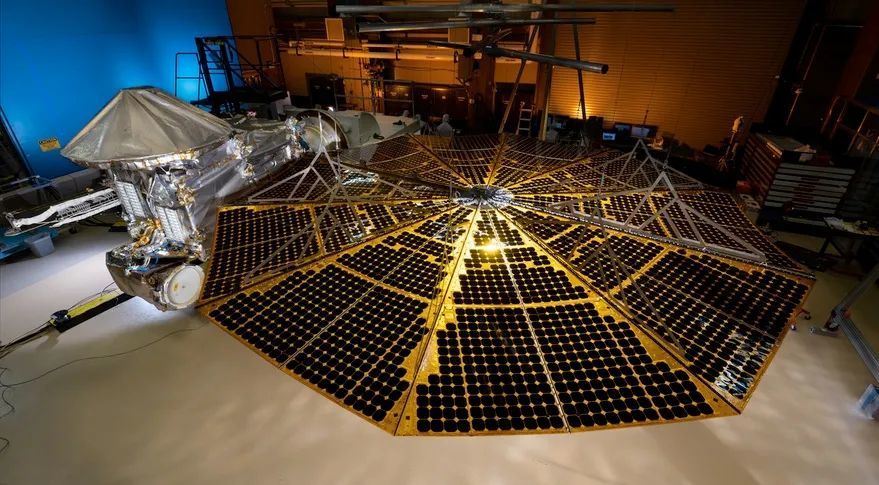 航天器的太阳能电池技术_航天器的太阳能电池技术原理