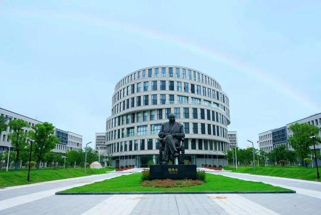 郑州大学化学工程的工业应用_郑州大学化工研究生好就业吗
