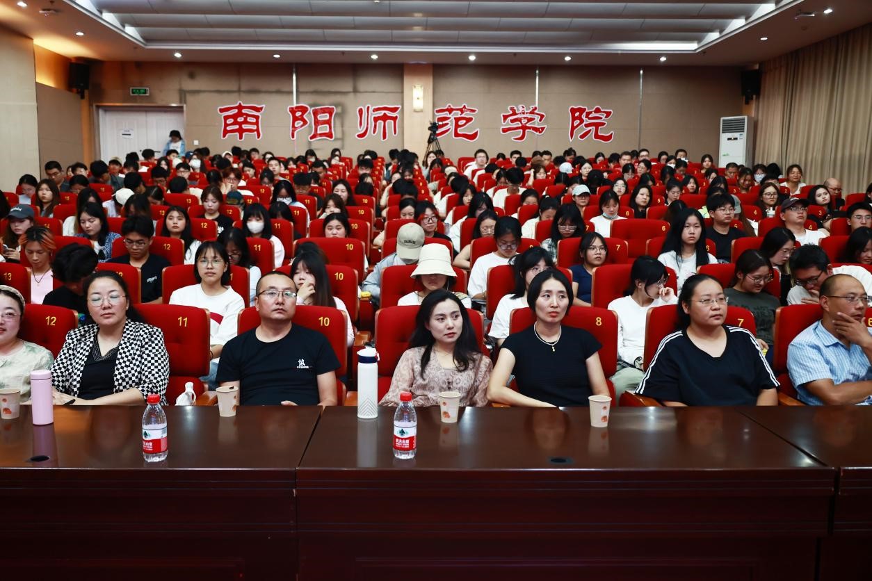 美术学专业艺术教育与艺术评论职业_美术评论专业好就业吗